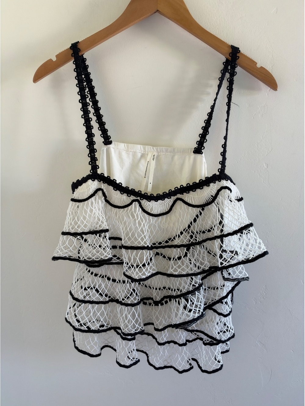 Anthropologie White & Black Ruffle Crochet Cami Tank Top Size Medium